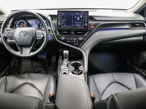 Used 2023 Toyota Camry XSE FWD image 12