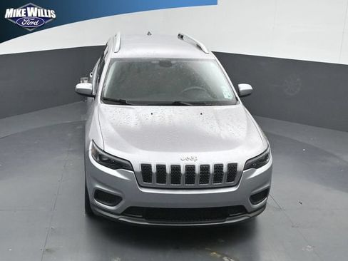 Used 2020 Jeep Cherokee Latitude FWD image 10