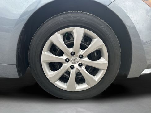 Used 2024 Toyota Corolla LE FWD image 45