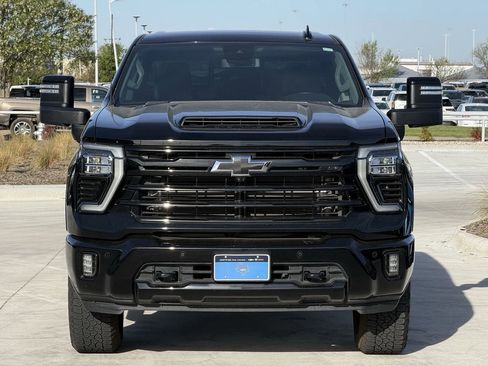 Certified 2024 Chevrolet Silverado 2500 LTZ w/ LTZ Plus Package image 7