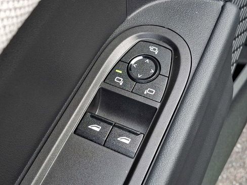 Certified 2025 MINI Cooper S image 25