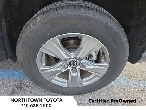 Used 2025 Toyota RAV4 XLE w/ Weather Package image 14