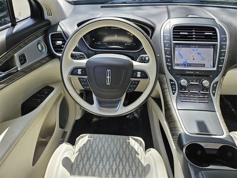 Used 2019 Lincoln Nautilus Black Label image 7