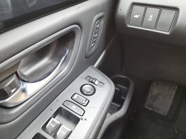 Used 2025 Honda Pilot Touring image 19
