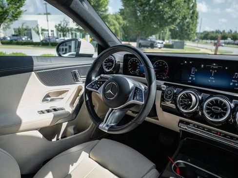 Certified 2025 Mercedes-Benz CLA 250 image 19