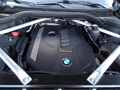 Used 2021 BMW X7 xDrive40i w/ Premium Package image 32