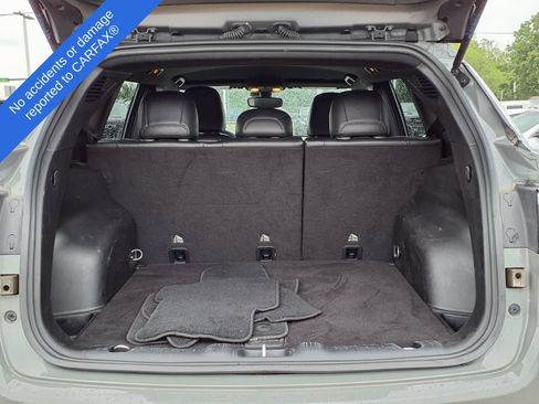 Used 2024 Jeep Compass Latitude AWD/4WD image 12