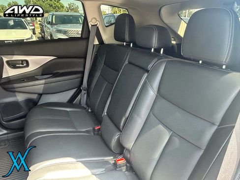 Used 2024 Nissan Murano SL AWD/4WD image 17