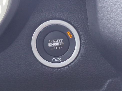 Certified 2025 RAM 1500 Big Horn image 25