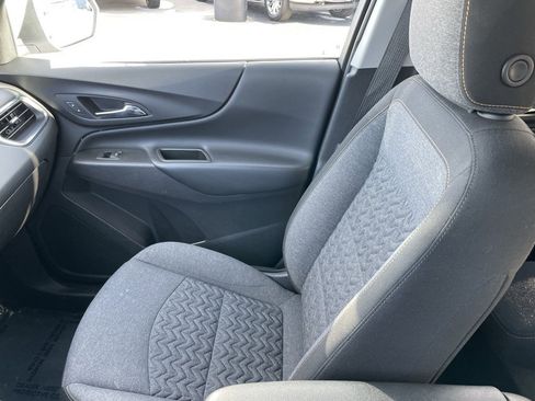 Used 2024 Chevrolet Equinox LT image 18