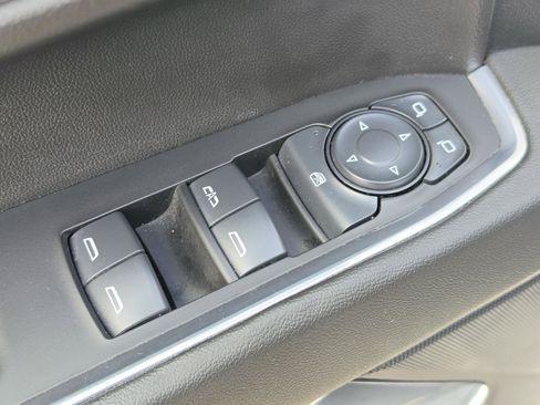 Used 2025 Chevrolet Silverado 1500 LT RWD image 20