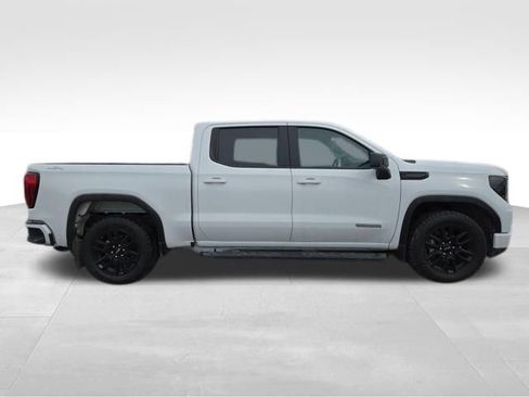 Used 2023 GMC Sierra 1500 Elevation image 17