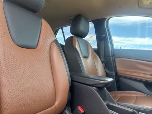 Used 2020 Buick Encore GX Essence w/ Advanced Technology Package image 20