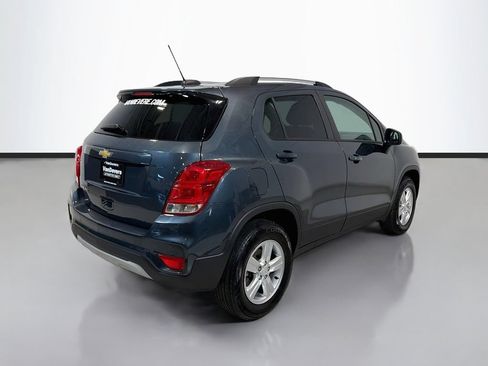 Used 2022 Chevrolet Trax LT w/ Driver Confidence Package AWD/4WD image 9