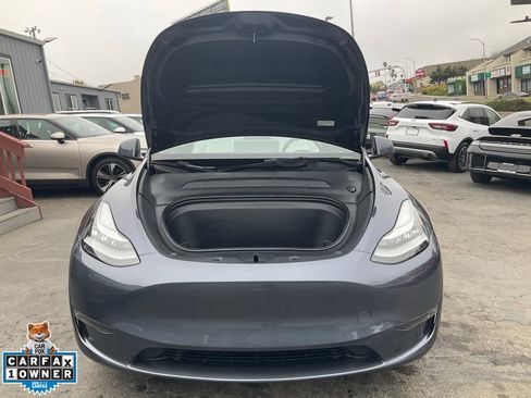 Used 2023 Tesla Model Y Long Range AWD/4WD image 12