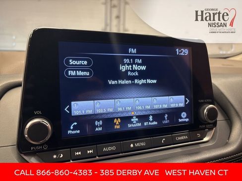 Certified 2023 Nissan Rogue SV image 9