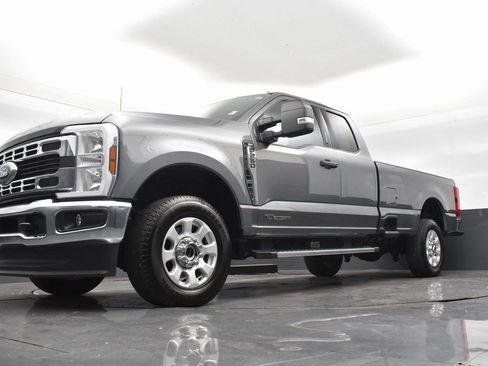 Used 2024 Ford F250 XLT image 15