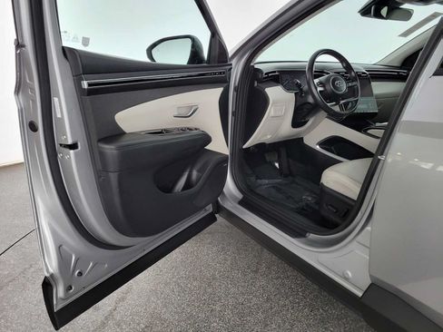 Used 2024 Hyundai Tucson Limited AWD/4WD image 19