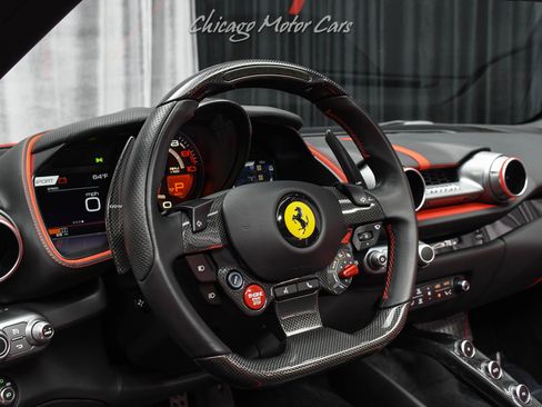 Used 2021 Ferrari 812 GTS image 9