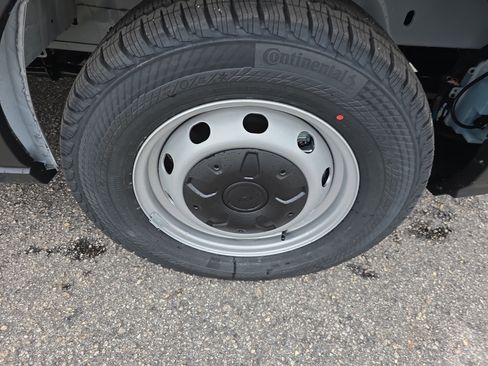 New 2026 Ford Transit 250 Base image 28