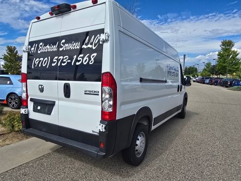 Used 2023 RAM ProMaster 2500 FWD image 16