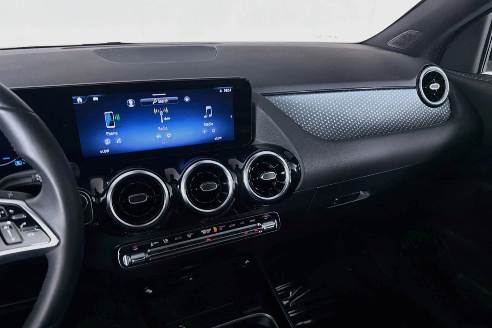 Certified 2026 Mercedes-Benz GLA 250 image 23