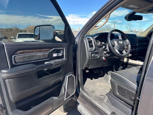 Used 2019 RAM 2500 Laramie AWD/4WD image 13
