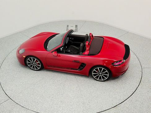 Used 2021 Porsche 718 Boxster S RWD image 23