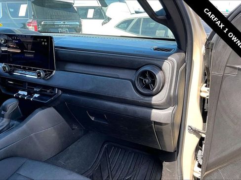 Used 2024 Chevrolet Colorado W/T image 25