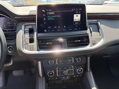 Used 2024 Chevrolet Tahoe Premier RWD image 30