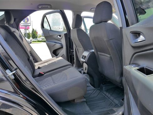 Used 2020 Chevrolet Equinox LT w/ Driver Convenience Package AWD/4WD image 11