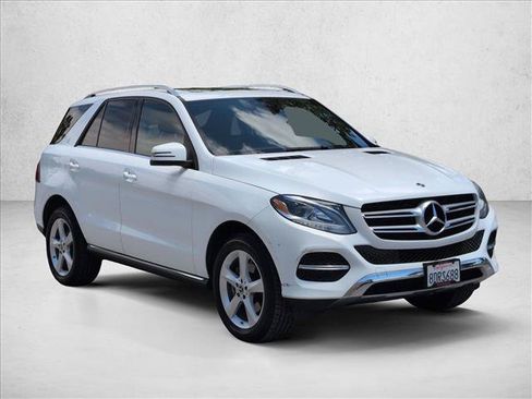 Used 2018 Mercedes-Benz GLE 350 image 3