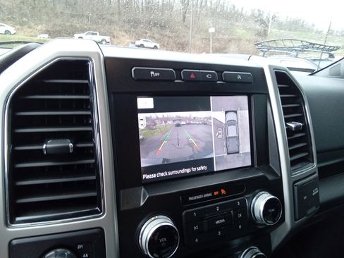 Used 2020 Ford F150 Lariat w/ Equipment Group 502A Luxury image 24