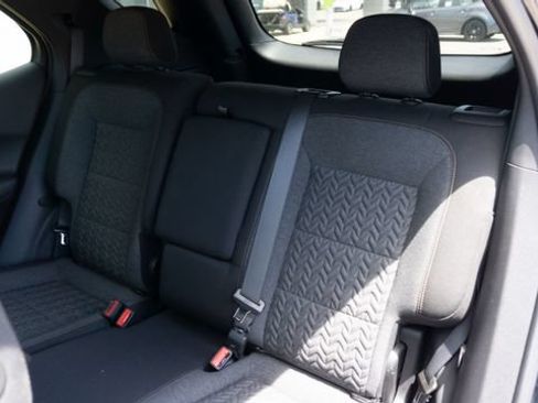 Used 2023 Chevrolet Equinox LT FWD image 16