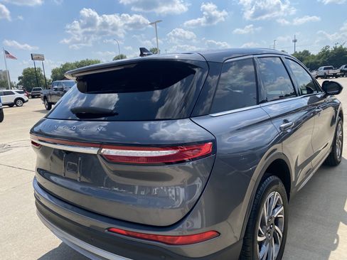 Used 2023 Lincoln Corsair FWD image 6