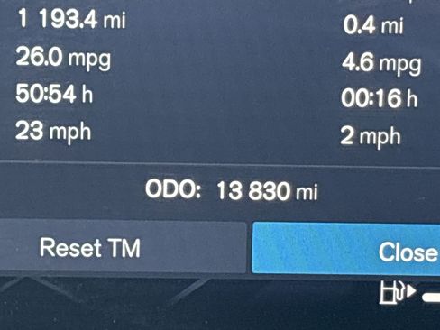 Used 2025 Volvo XC60 B5 Plus image 22