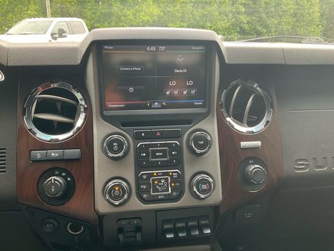 Used 2016 Ford F250 Lariat w/ Lariat Ultimate Package AWD/4WD image 23