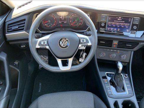 Used 2021 Volkswagen Jetta S image 10