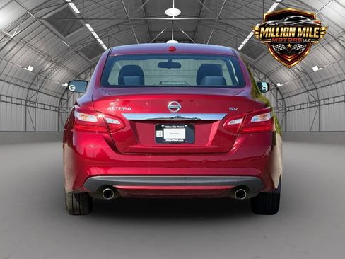 Used 2017 Nissan Altima 2.5 SV FWD image 4
