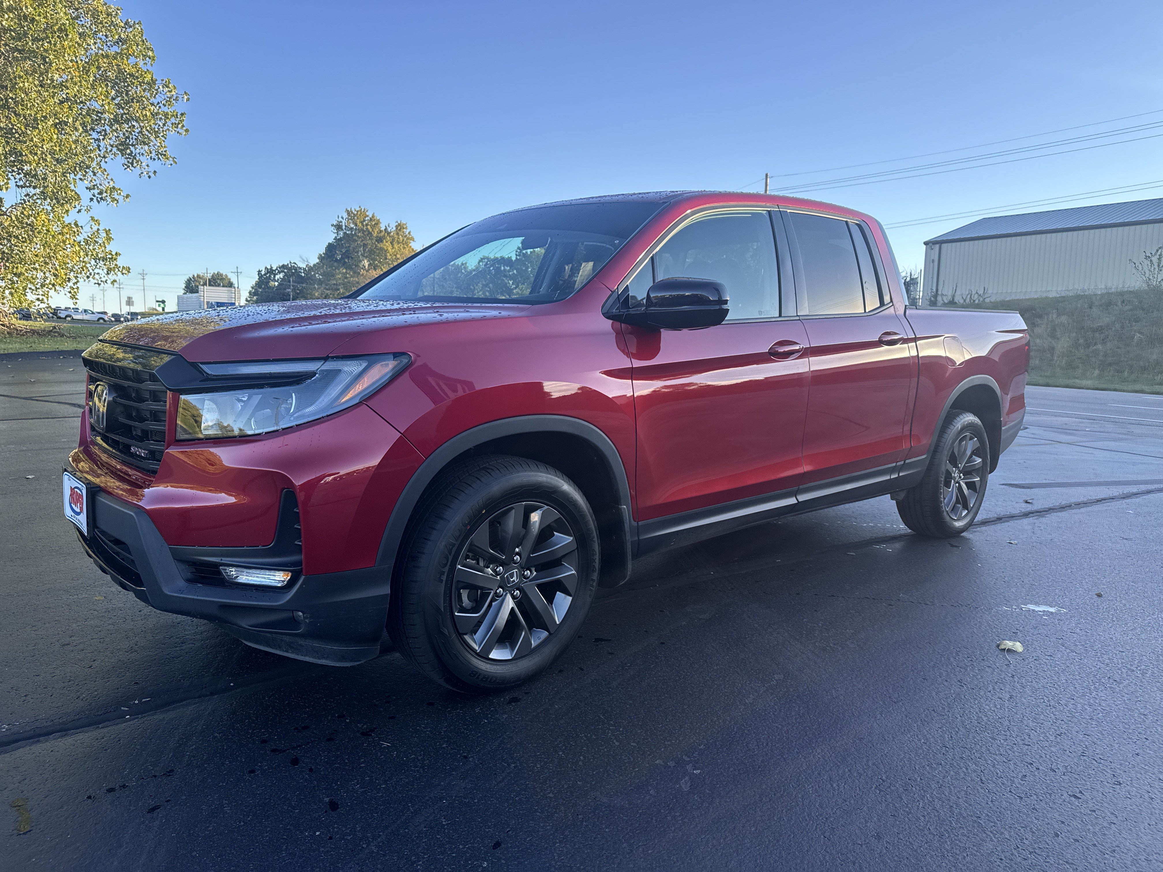 Used 2021 Honda Ridgeline Sport image 2