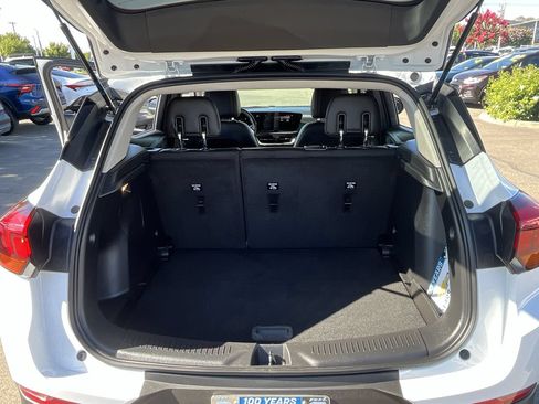 Used 2024 Buick Encore GX Preferred FWD image 22