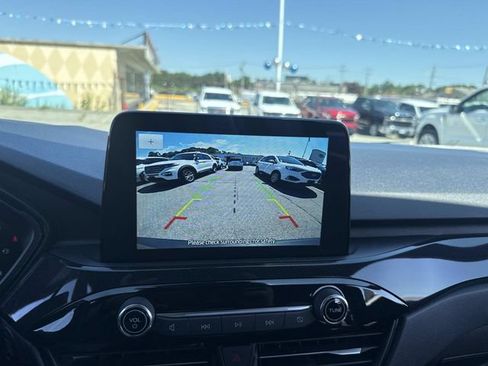 Used 2025 Ford Escape ST-Line Select AWD/4WD image 23