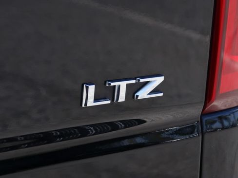 Used 2019 Chevrolet Silverado 1500 LTZ w/ LTZ Premium Package RWD image 55