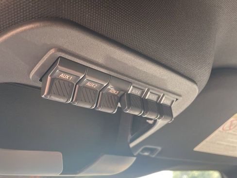 Used 2024 Ford F250 Platinum image 13