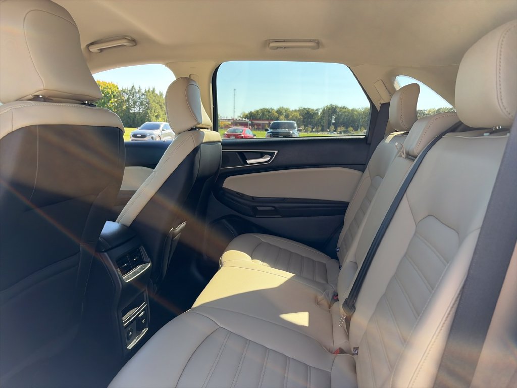 Used 2024 Ford Edge SEL w/ Convenience Package AWD/4WD image 27
