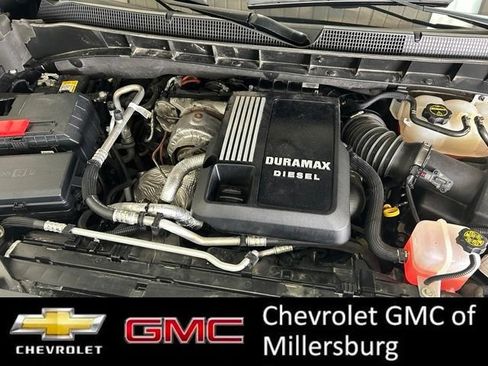 Used 2024 Chevrolet Silverado 1500 RST w/ Convenience Package II AWD/4WD image 10