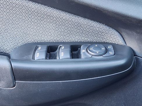 Used 2022 Chevrolet TrailBlazer LT image 28