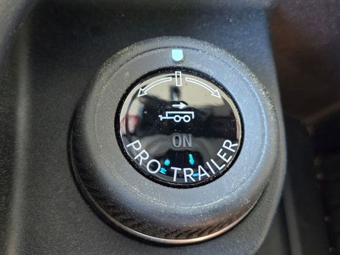 Used 2025 Ford Expedition Max Platinum AWD/4WD image 33