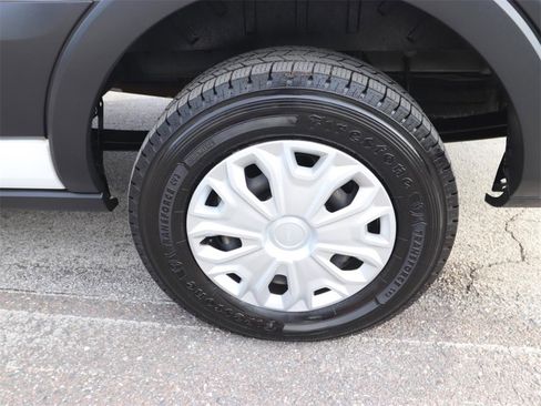 Used 2021 Ford Transit 350 XLT image 12