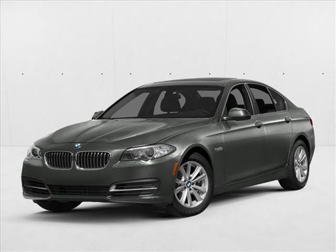 Used 2015 BMW 550i Sedan RWD image 1